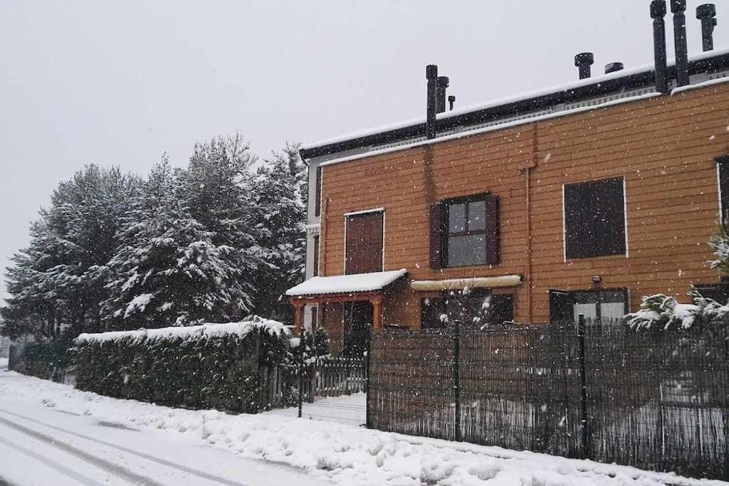 Casa Nora 比利亚努亚 外观 照片